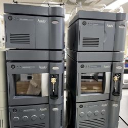 دستگاه کروماتوگرافی مایع UPLC مدل ACQUITY نمایندگی Waters